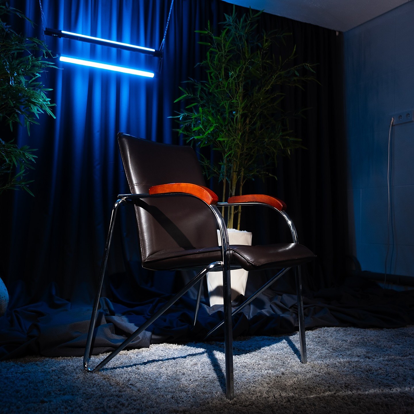 Интерьер студии подкастов Senimdi Yi
